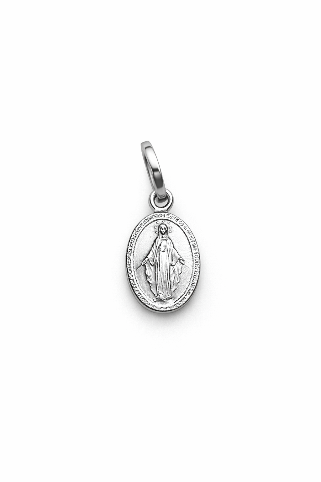 Collar de plata con dije de virgen