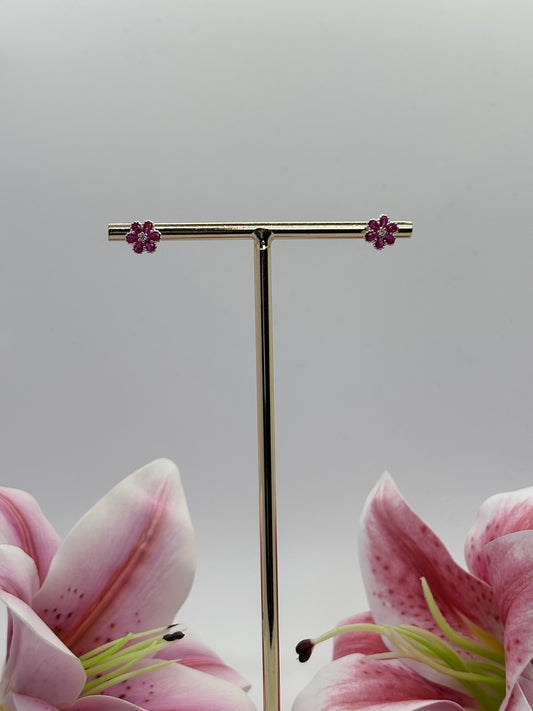 Aros de plata en forma de flor dolor fucsia
