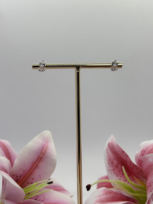 Aros de plata en forma de flor (tulipán)